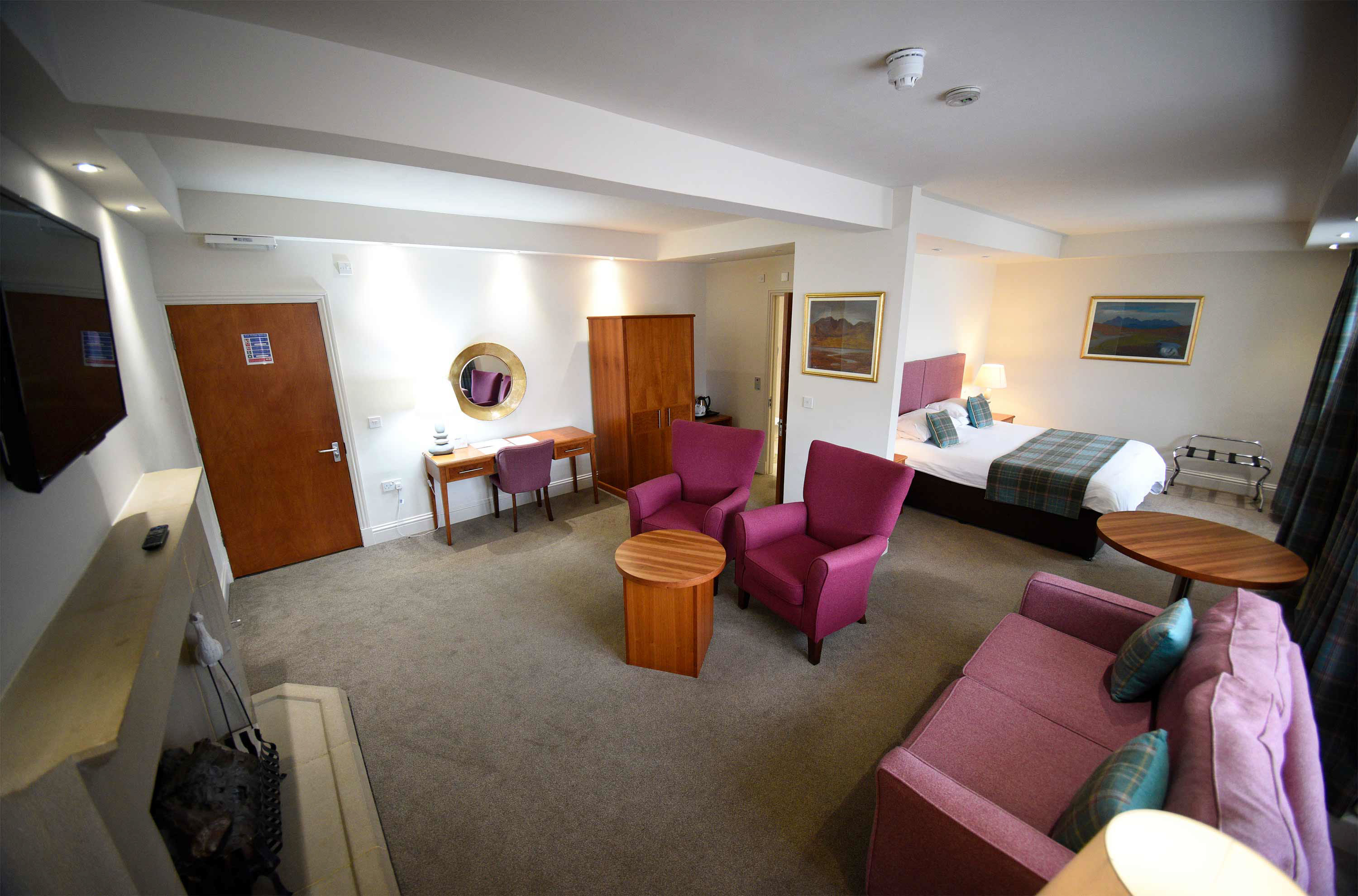 Premier Double Room accommodation at our Portree Hotel with Freeview TV WIFI and private parking